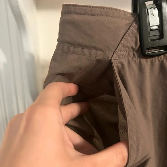 FINAL PRICE Mountain Hardware Ladies Outdoor Cargo Pants - Picture 9 of 10